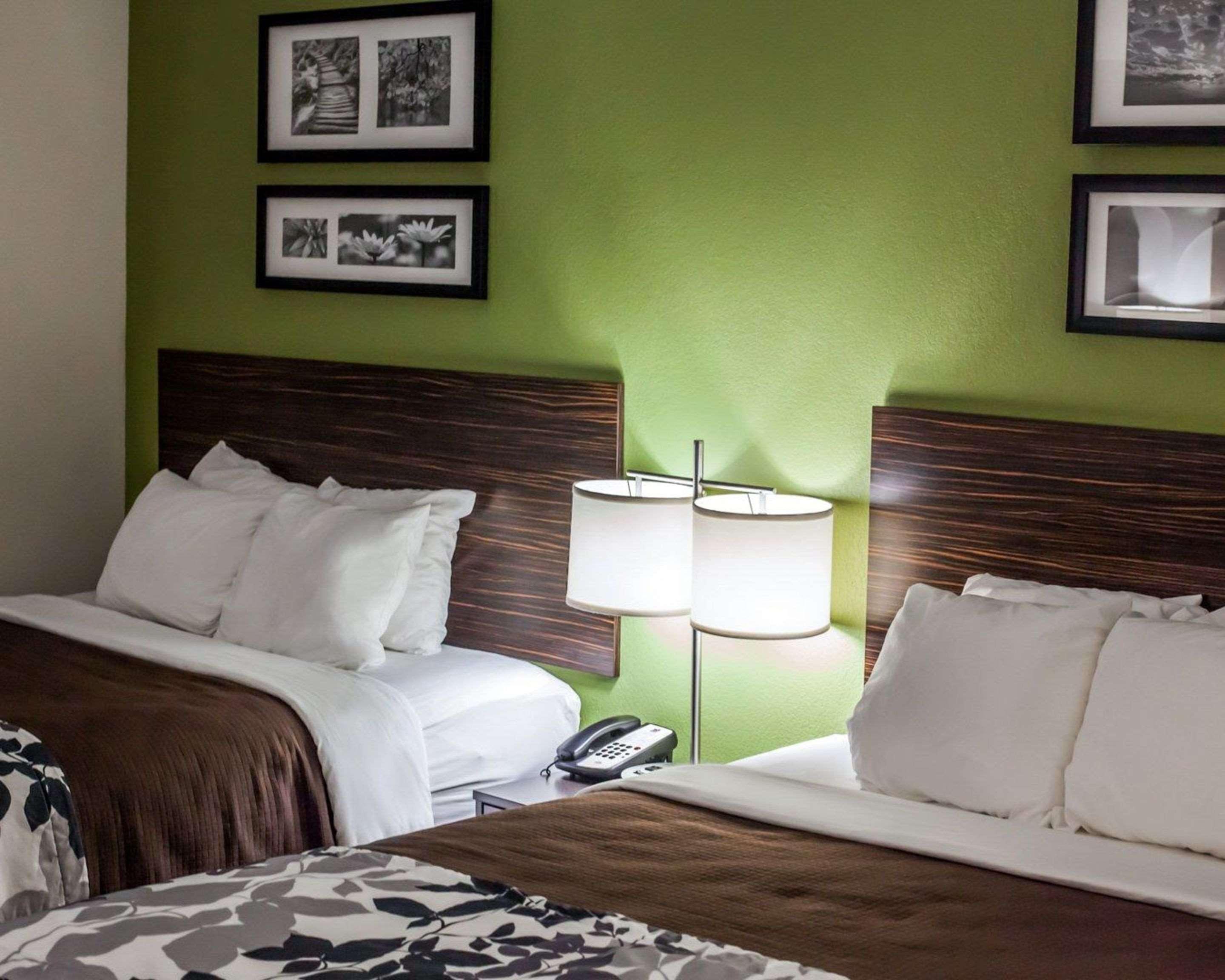 Garner Hotel Topeka West By Ihg Extérieur photo