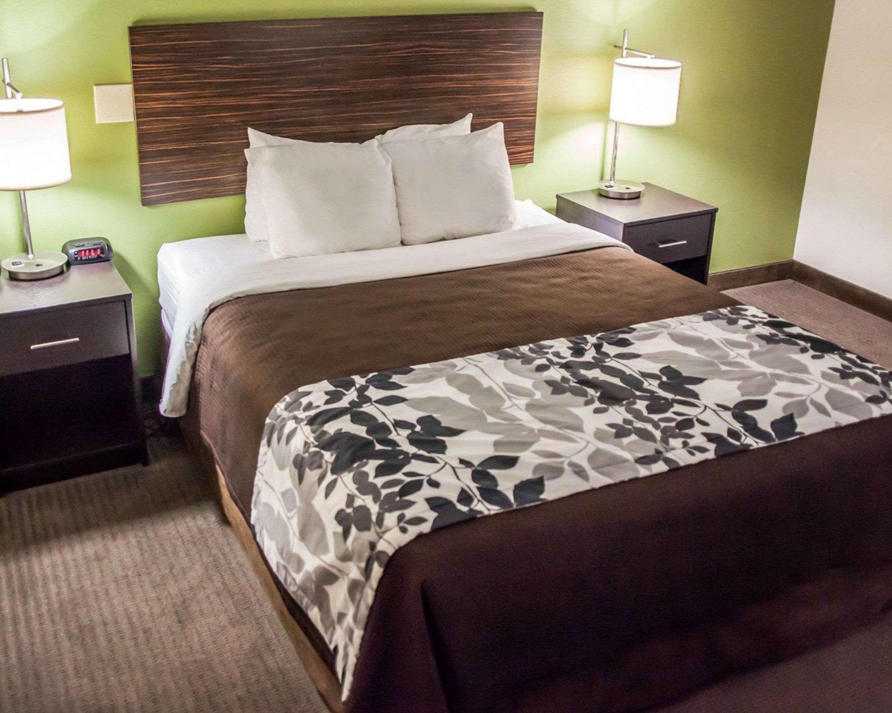 Garner Hotel Topeka West By Ihg Extérieur photo