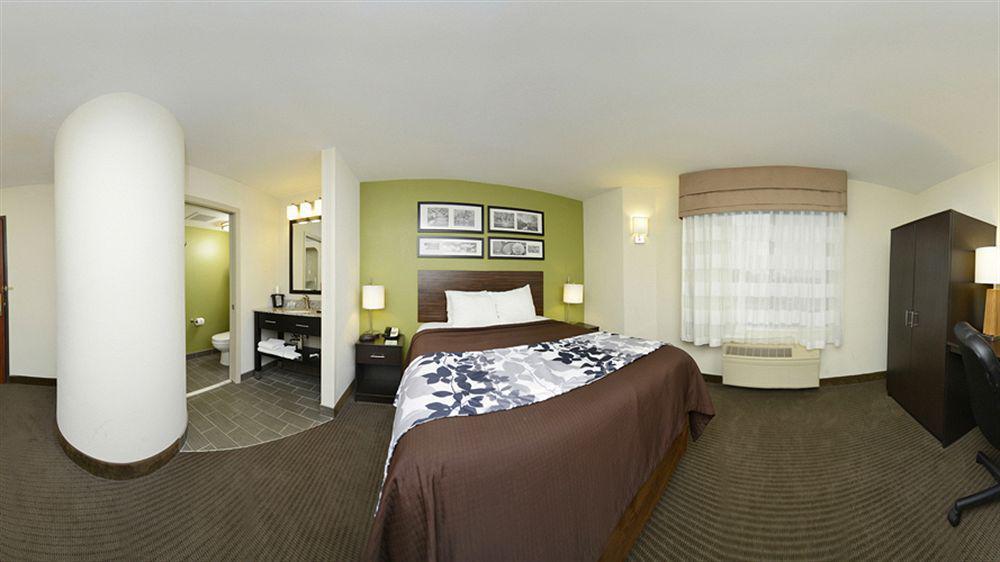 Garner Hotel Topeka West By Ihg Extérieur photo